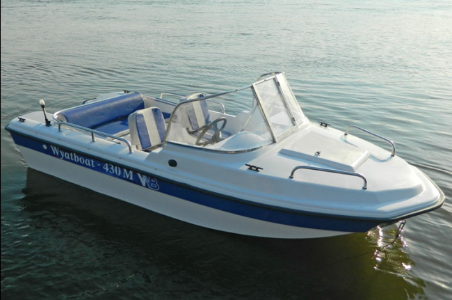 Wyatboat-430M (тримаран)